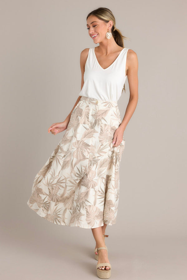 Wave Of Elegance Sandstone Tropical Print Maxi Skirt