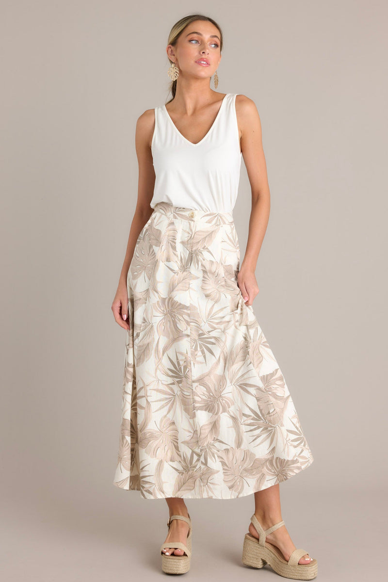 Wave Of Elegance Sandstone Tropical Print Maxi Skirt