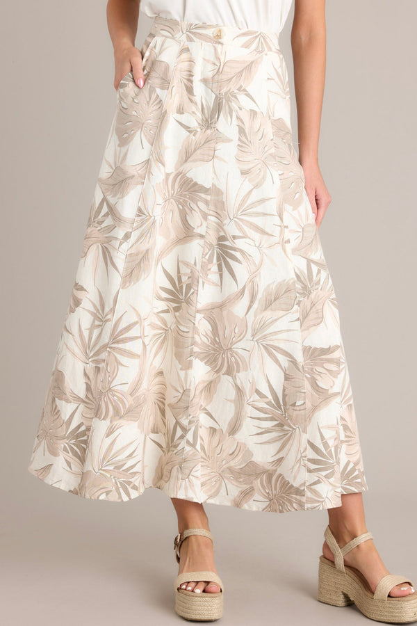 Wave Of Elegance Sandstone Tropical Print Maxi Skirt